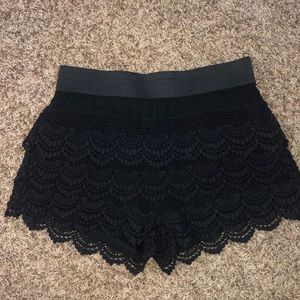 Umgee (NEW) Black Crochet Lace Shorts, size M